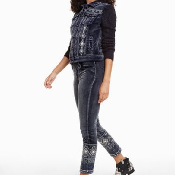 Desigual Blue and Black Denim Jacket - Picture 5 of 9